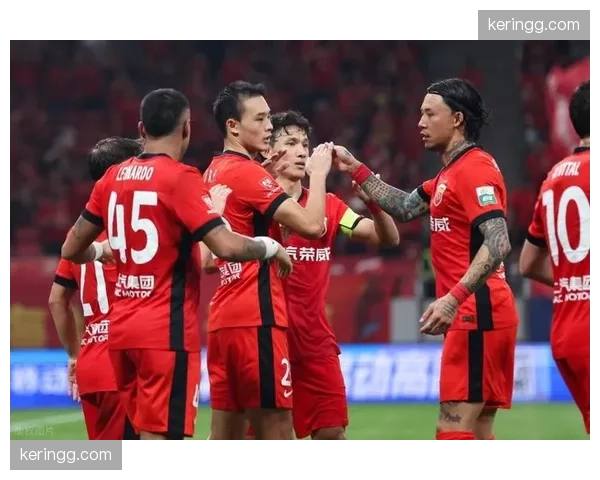上海海港超级杯失利后联赛遇挫，伤病潮影响历史交锋优势