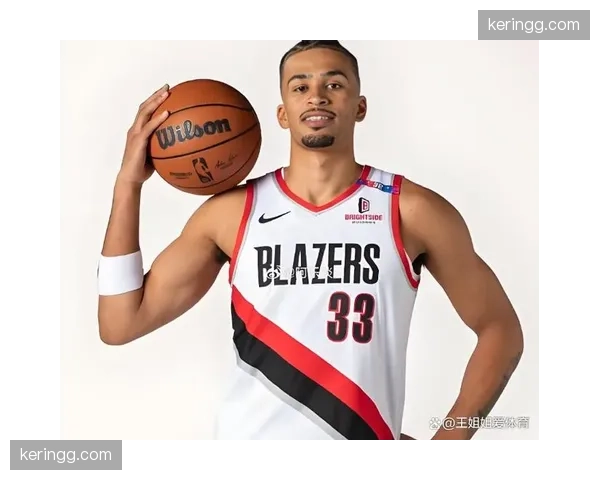 开拓者卡马拉攻防两端兑现程度，年轻核心经验不足制约